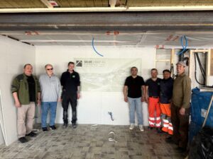 0f124f51-d3db-424a-80bc-9e2a1efda55c